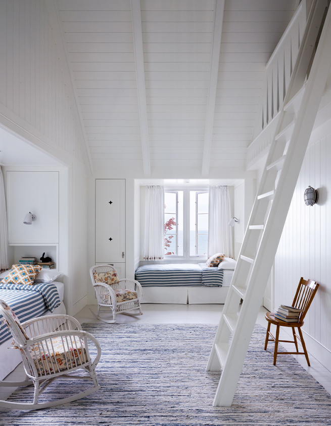 Robbins-Architecture-Crowes-Nest-Bunkroom-2