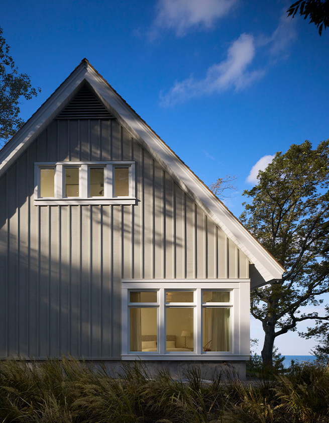 Robbins-Architecture-Lakeside-Retreat-Side-Exterior