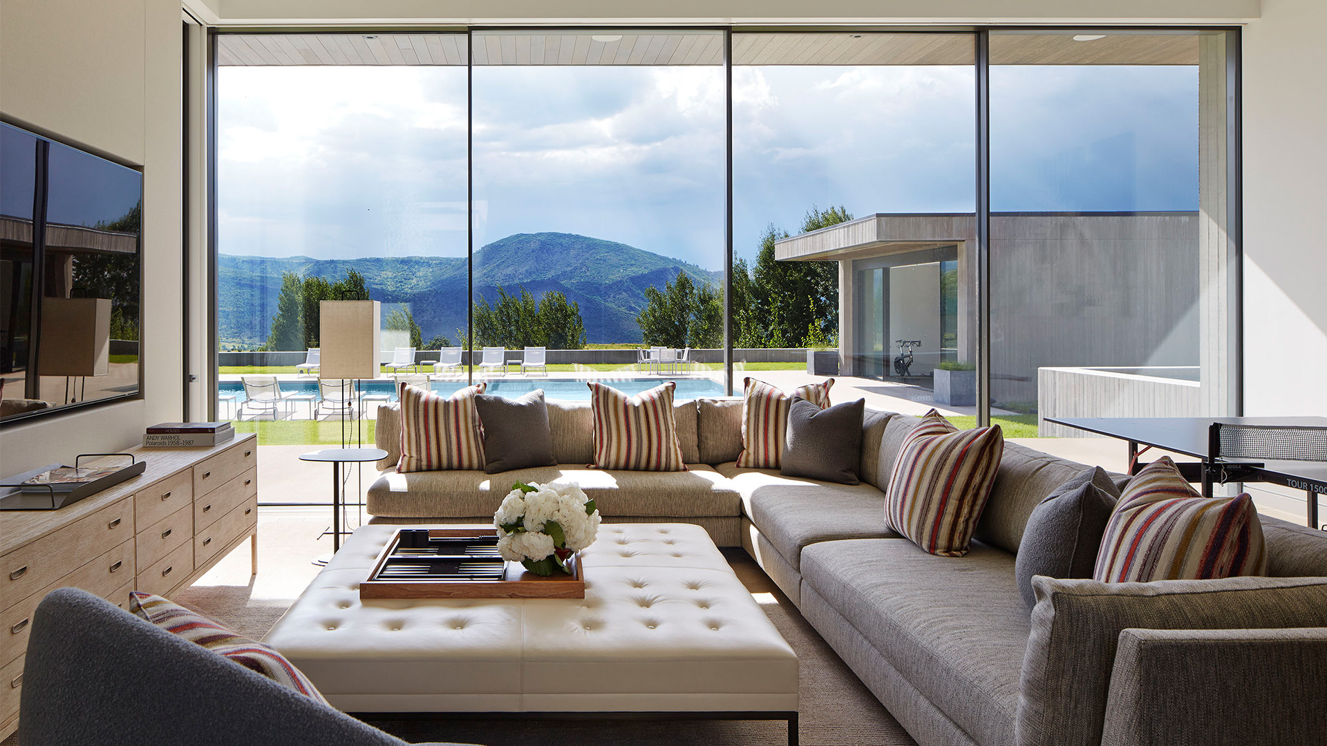 Robbins-Architecture-Mountain-Modern-Lounge