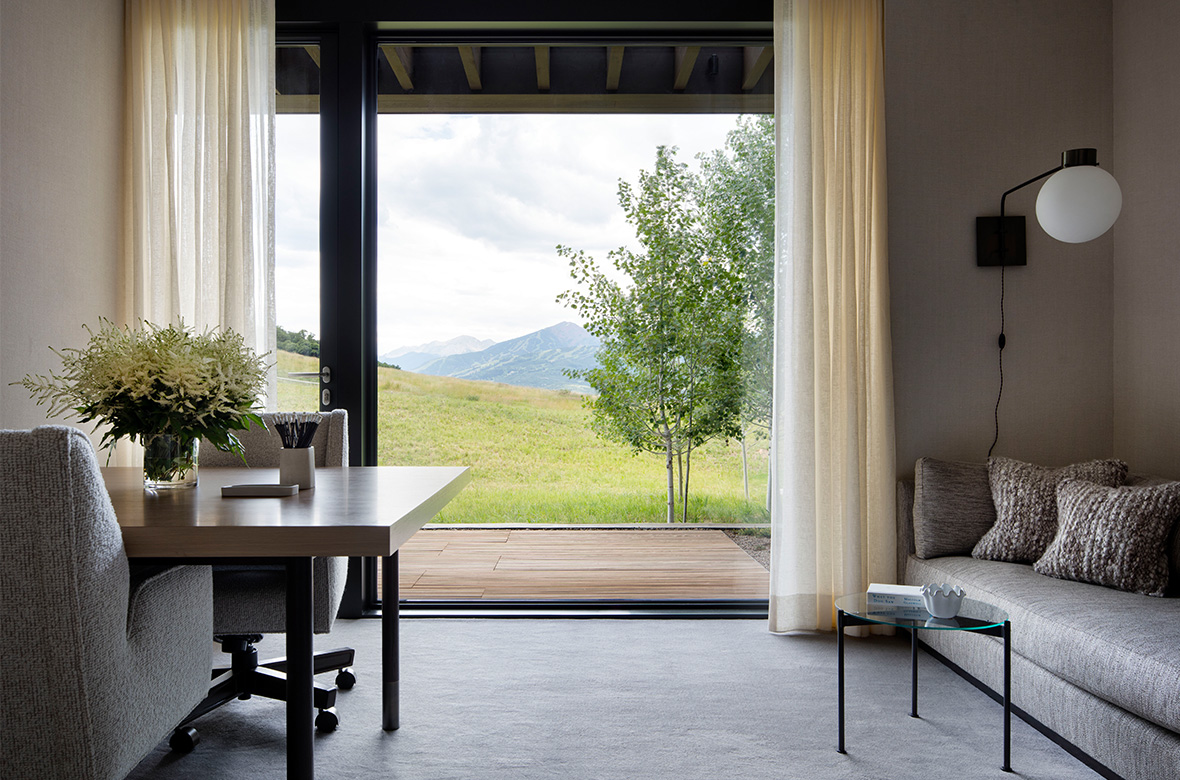 Robbins-Architecture-Mountain-Modern-Office